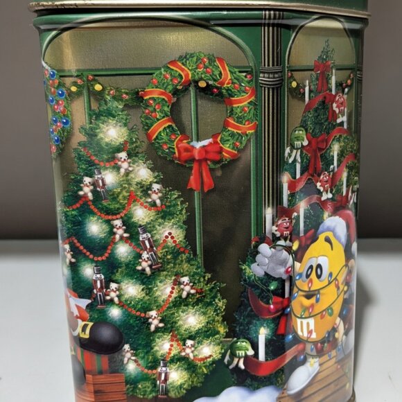 Bundle: M&M’s Christmas Tin + Coca-Cola Drive-In Tin - Picture 14 of 15